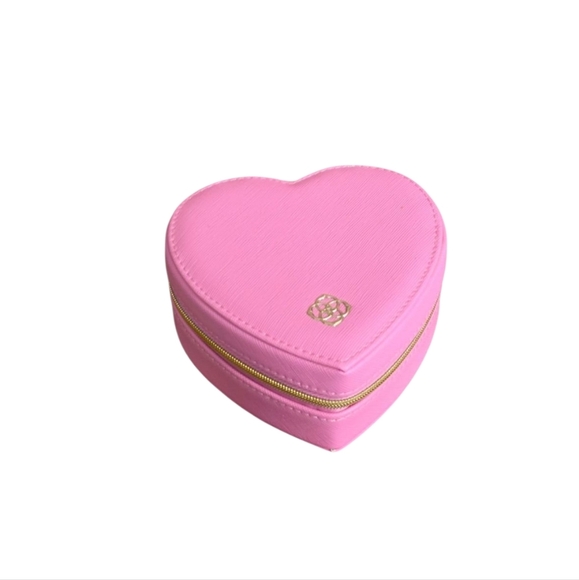 NWT Kendra Scott Heart Shaped Jewelry Case Pink - Picture 12 of 16